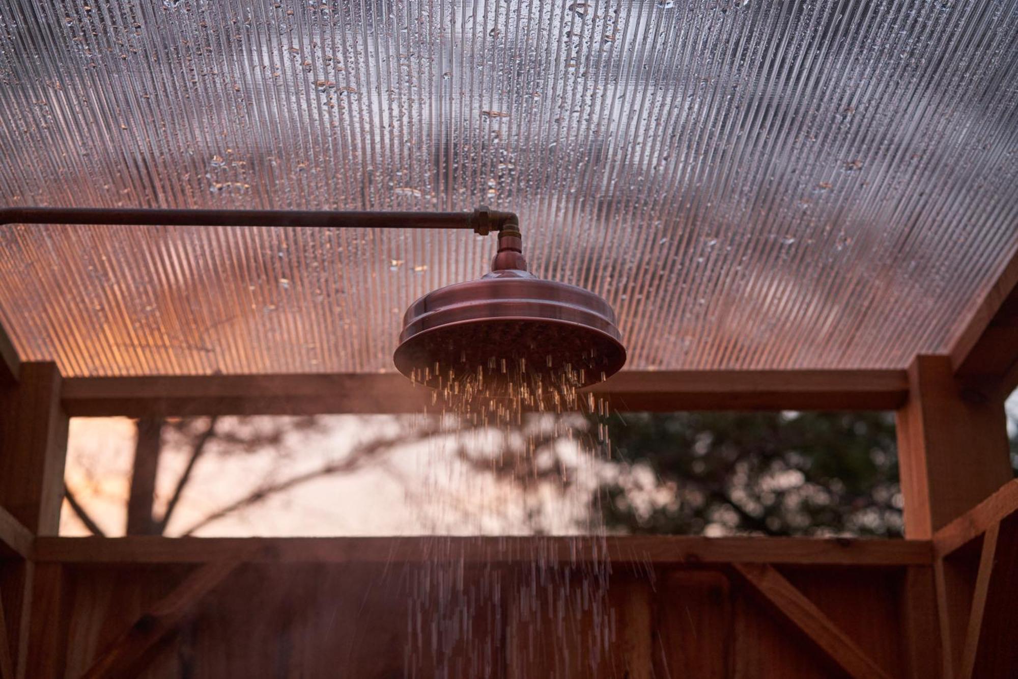 Trevena Cross Glamping & Camping Хелстон Экстерьер фото