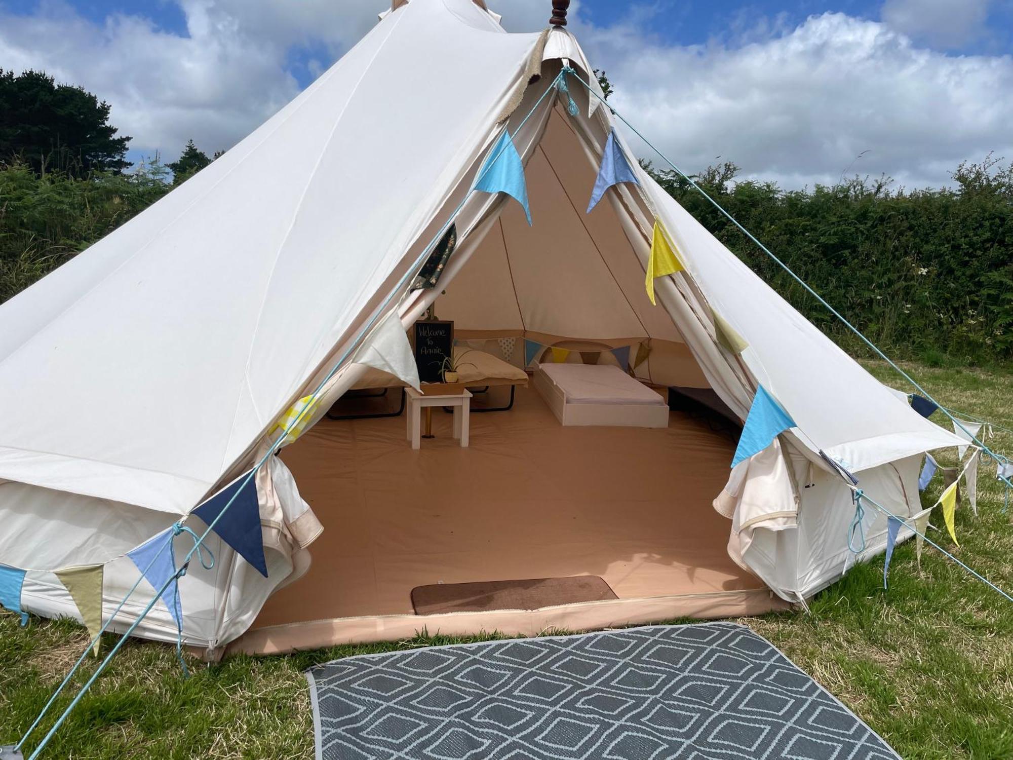 Trevena Cross Glamping & Camping Хелстон Экстерьер фото